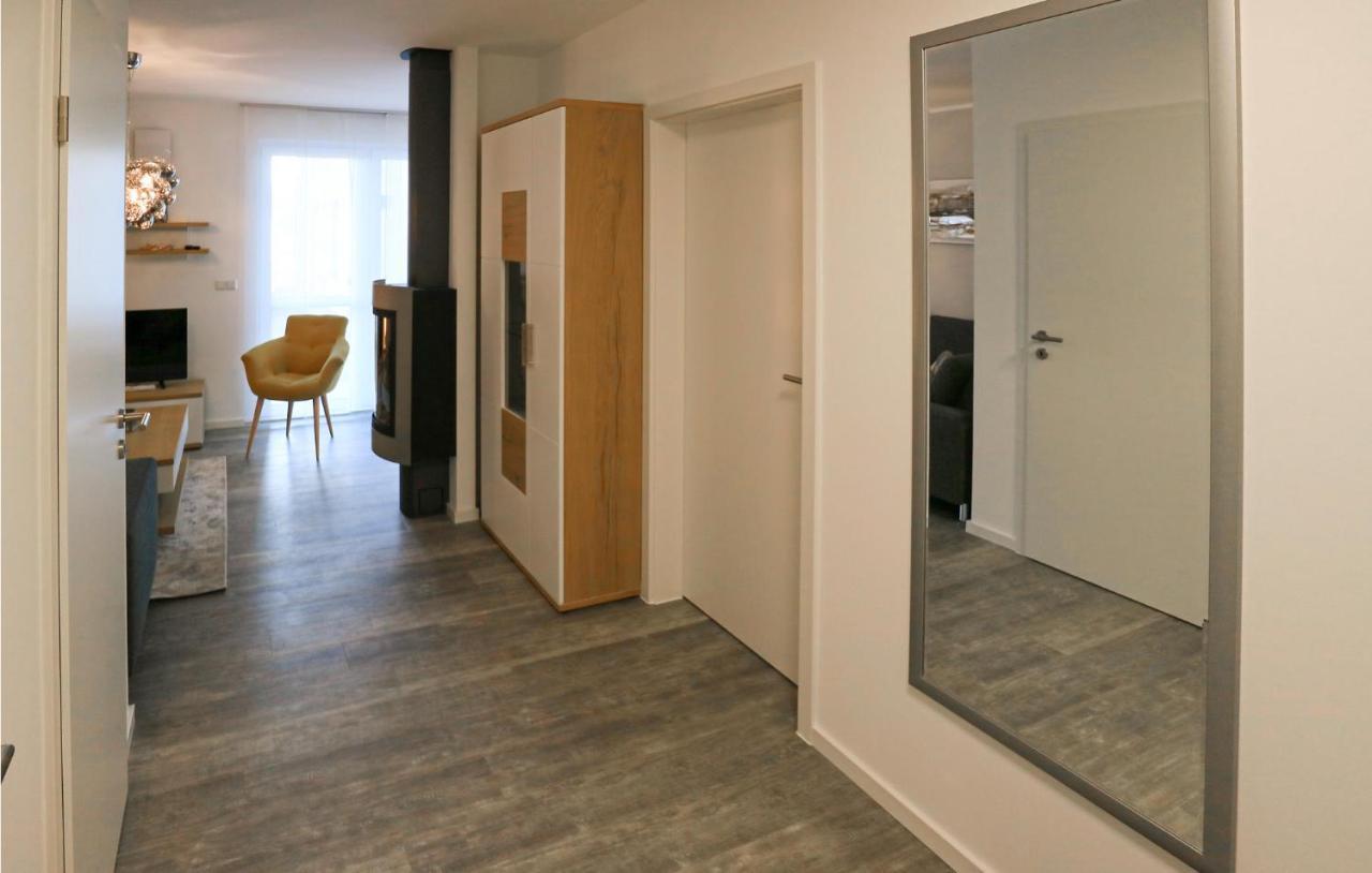 2 Bedroom Cozy Apartment In Rechlin Exterior foto
